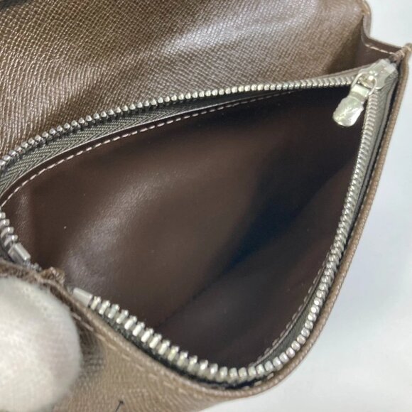 LOUIS VUITTON M32578 Taiga Portefeuille Braza Long Wallet Taiga Leather Brown - Picture 3 of 16